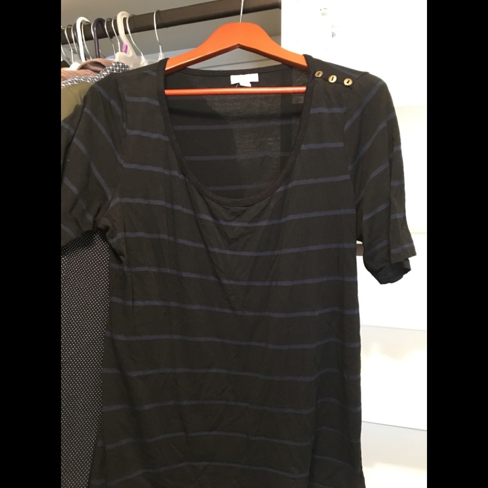 Pea in the Pod nursing top